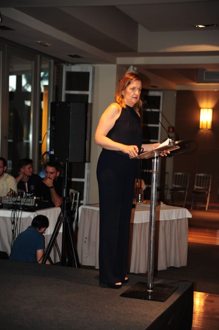 Dña. Mª José Peláez. presentadora de la gala