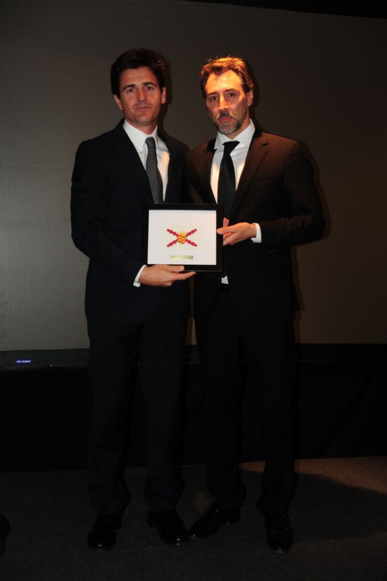 D. Alejandro Guillamet (STT) recibe el premio